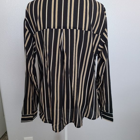 Top - Picture 5 of 5